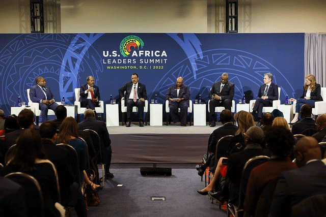 Le Président de la République au Sommet USA-Afrique, à Washington (USA) : SE. Mohamed Bazoum rencontre plusieurs personnalités américaines et co-anime un panel sur le thème ''Paix, Sécurité et Gouvernance'' – Le