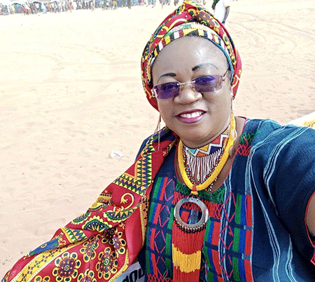 Aichatou-Soumaila-Ali,-artiste-musicienne