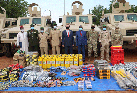 Coopération militaire nigéro-américaine: Un important lot de matériel  militaire des USA en appui aux Forces Armées Nigériennes