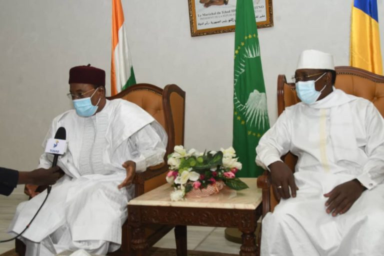 Lors du tête à tête entre les Présidents Issoufou et Déby