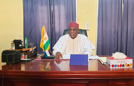 Le-Ministre-Zada-Mahamadou-prononçant-son-allocution