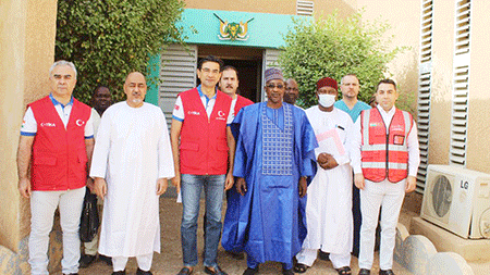 Photo-de-Famille-visite-d'Agadez-