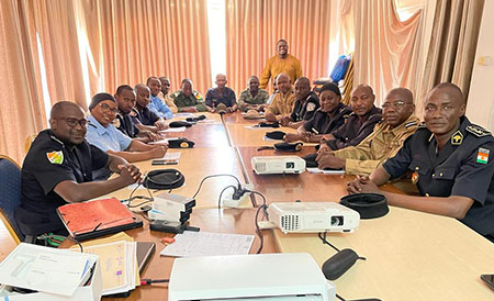 Une-vue-de-la-salle-lors-de-la-formation-des-agents-de-la-police