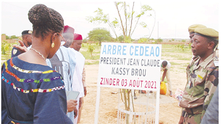 Photo-Zinder-Visite-de-la-Représentante-de-la-CEDEAO-2