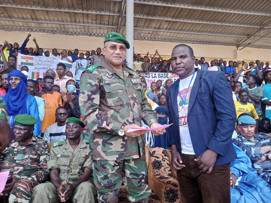 Remise de la déclation au Gouverneur d’Agadez