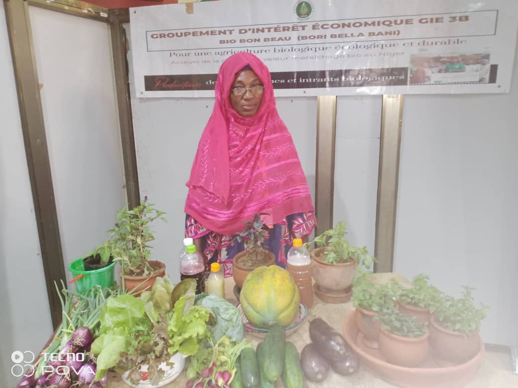 Mme Adoum Rose