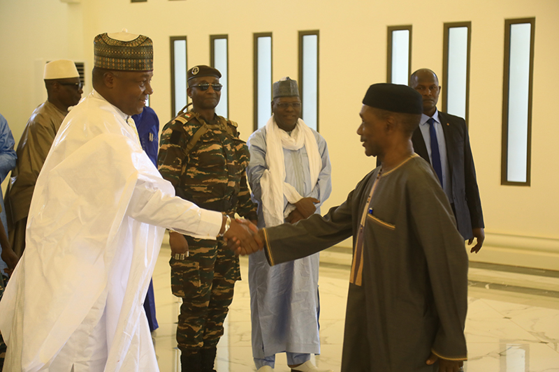 PRN AVEC LE GRAND CHANCELIER DU NIGER