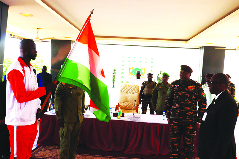 Alfaga drapeau du Niger_2007