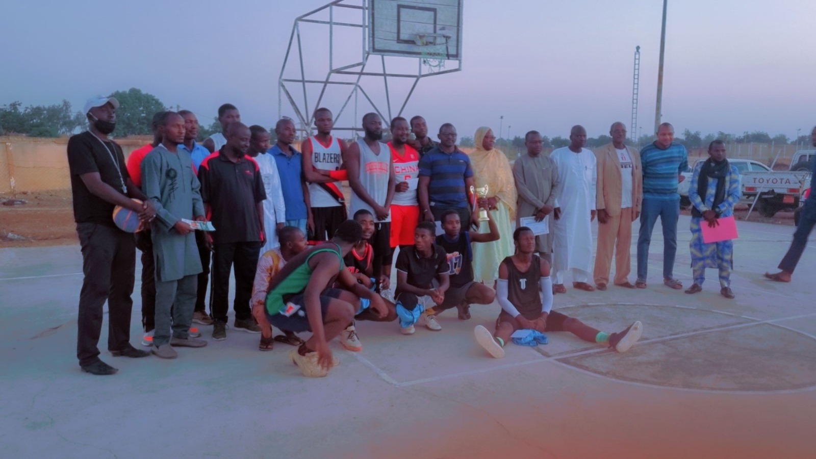Photo de famille à l'issue du tournoi