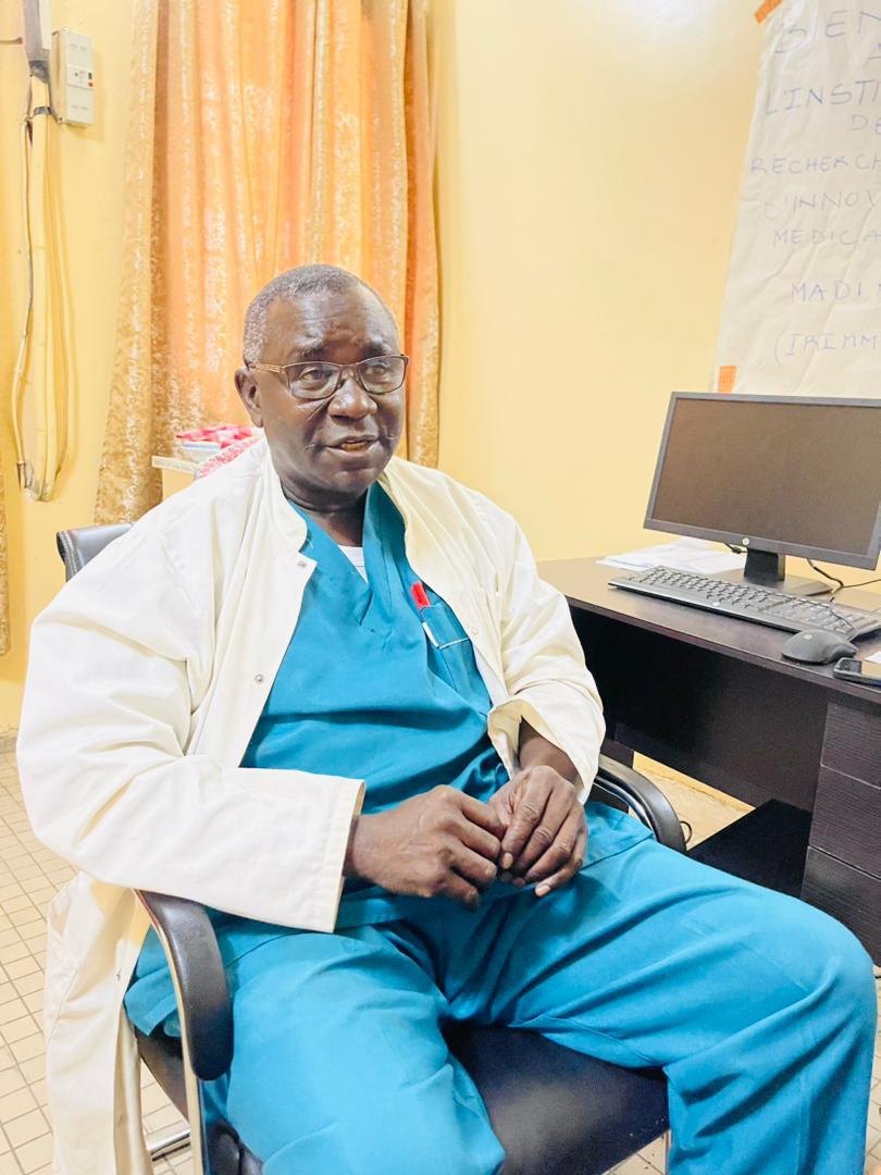 Dr Adamou Bozari, Gynécologue Obstétricien, Chef de service Obstétrique de la maternité Issaka Gazobi,