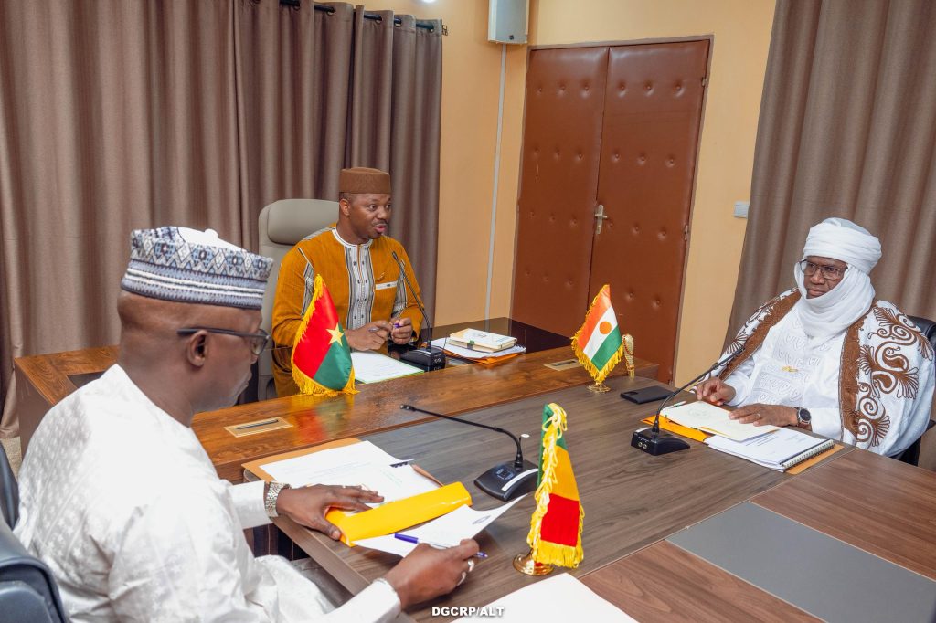 Huis clos des présidents des Assemblées de l'AES