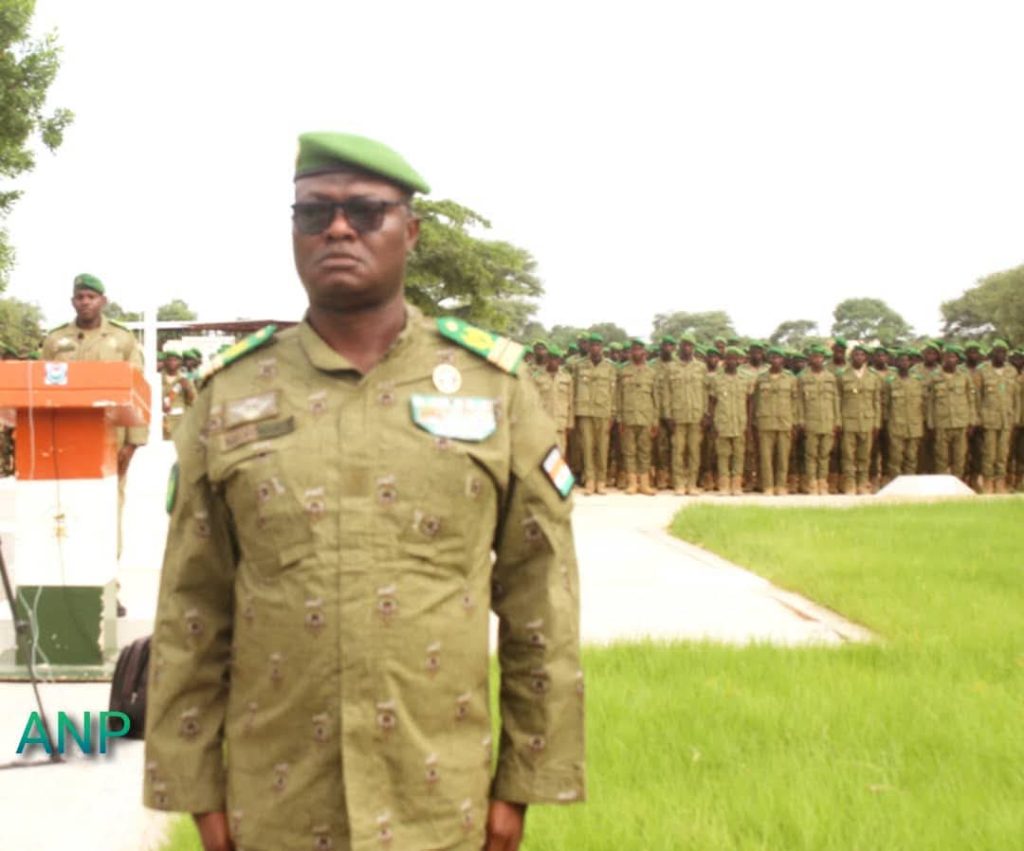 Diffa : Le Colonel Omar Boubacar Bala prend le commandement de la Zone ...
