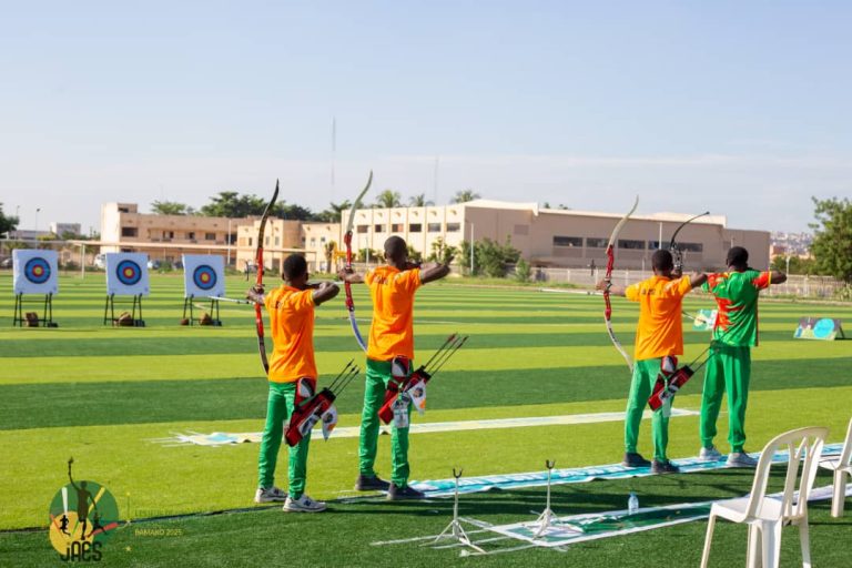 Les archers nigériens au cours d'une compétition internationale