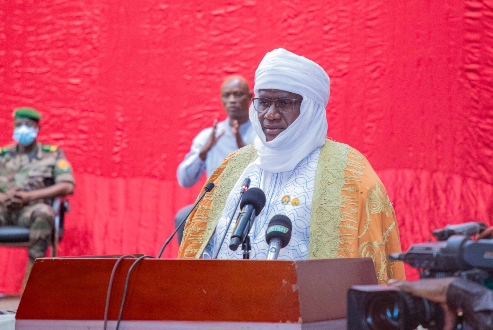 5bdba436-1dad-4567-b37c-6ab717d09817