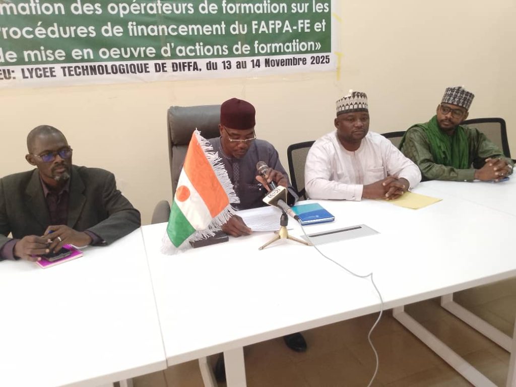 Ebeire Diffa Diffa : Formation des opérateurs économiques sur les procédures de ...