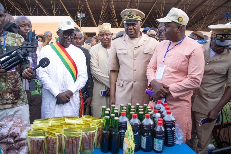 895ab716-3296-48a0-93fb-568e914fc056