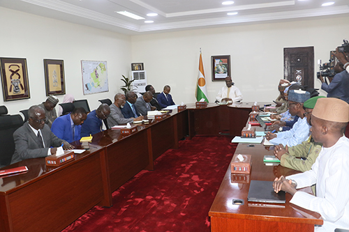 Au Cabinet du Premier ministre : M. Ali Mahaman Lamine Zeine reçoit les représentants d’institutions financières internationales