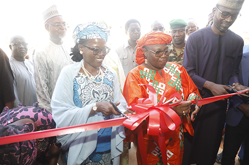 Cérémonie de remise officielle de l’école Route Filingué 10 à Niamey : 14 salles de classes réalisées grâce un partenariat avec la BID et l’UNICEF