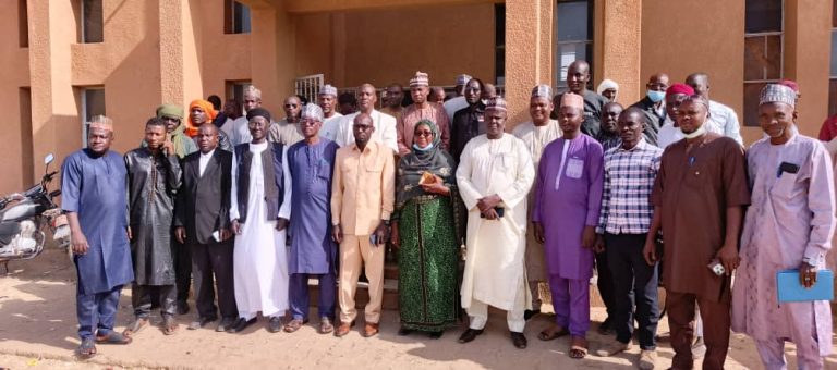 586c7812-8dbb-418d-b638-9471a9538dc7