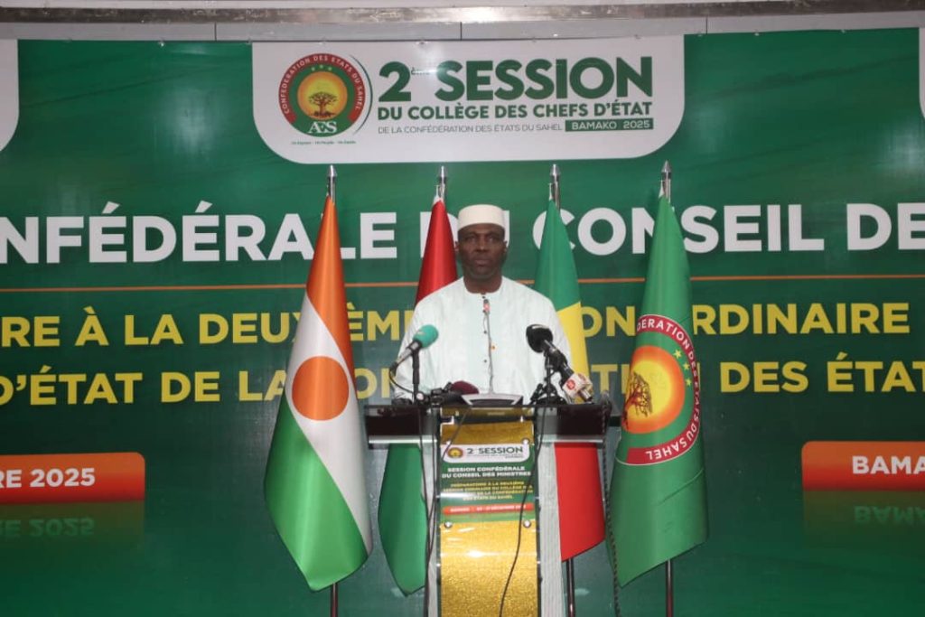 WhatsApp Image 2025-12-21 at 23.00.21