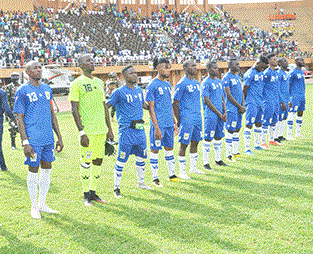 Les-joueurs-de-lUSGN-peu-avant-le-debut-du-match