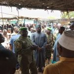 Aussitôt informé, le gouverneur de la région est allé sur les lieux pour réconforter les victimes