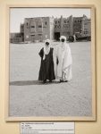 2. Image prise à la place de l'ancien marché d'Agadez en 1920, illustrant l'architecture crue, adaptée au climat sahelien